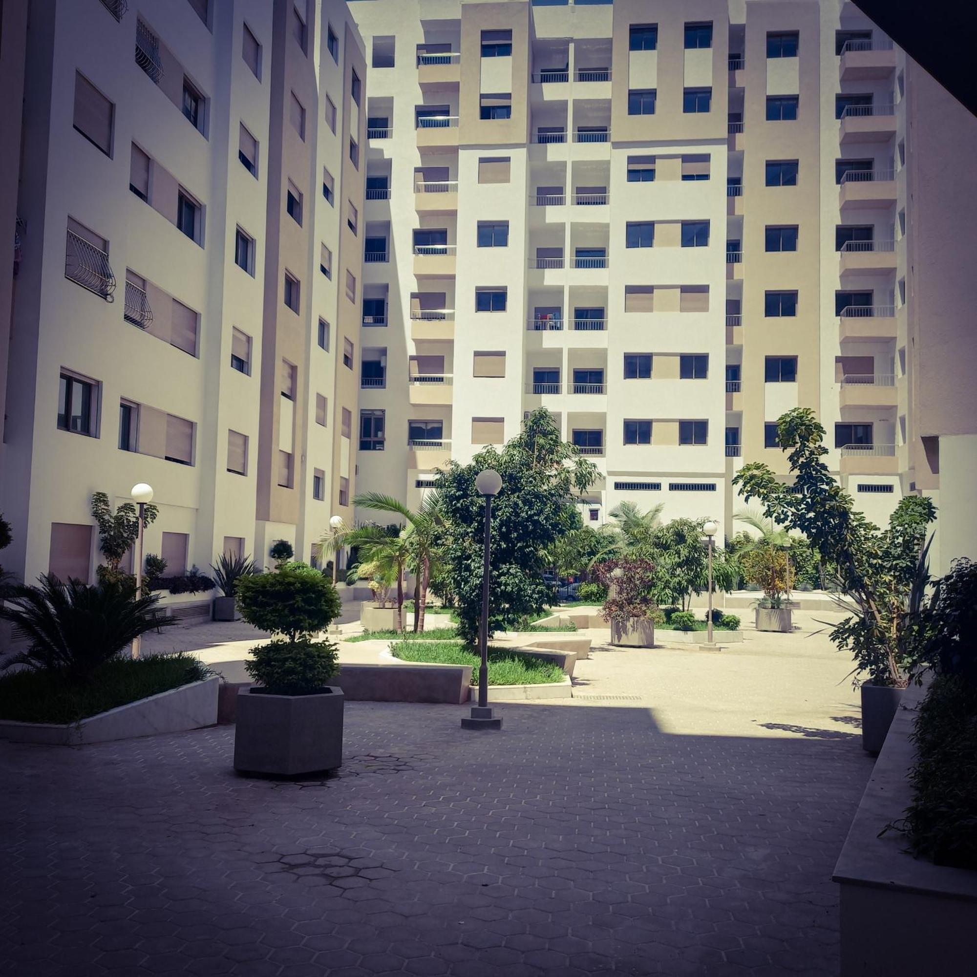 Super Apartement Totalement Neuf Et Climatise A Cote Du Centre Commercial Marjane M2 Tangeri Esterno foto